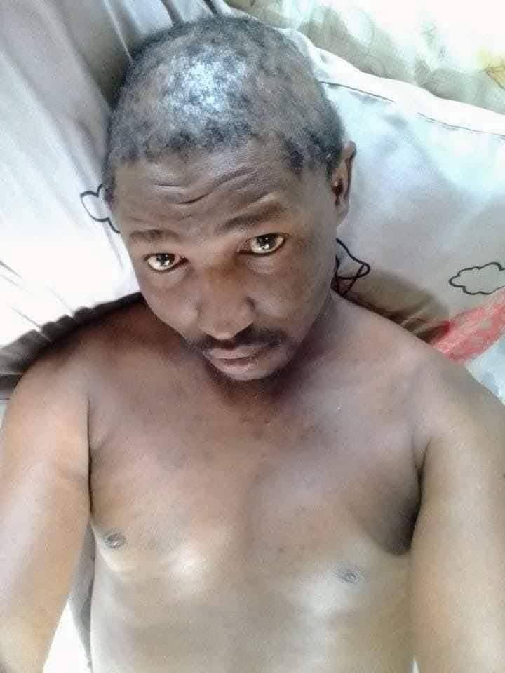 Lush_Beauty1's tweet image. Sengikhathele mina ukuhleka 😭😭😭😭