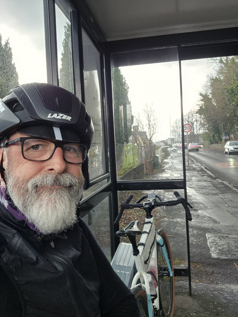 Out on the Quest...I'm definitely, maybe,kinda sure it said no rain today...
Cue me sitting in the bus stop waiting on it passing...it did, but came back again ...heavier.