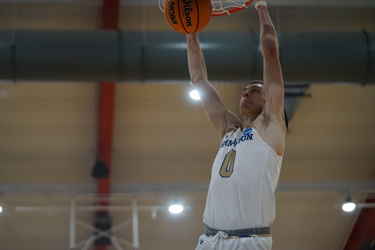Watch Hank Morgan play in the NABC Division III All Star game today, streaming at 1pm! d3hoops.com/notables/2025/…