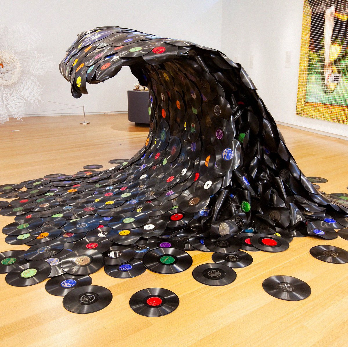 Sound Wave, Jean Shin (2007)