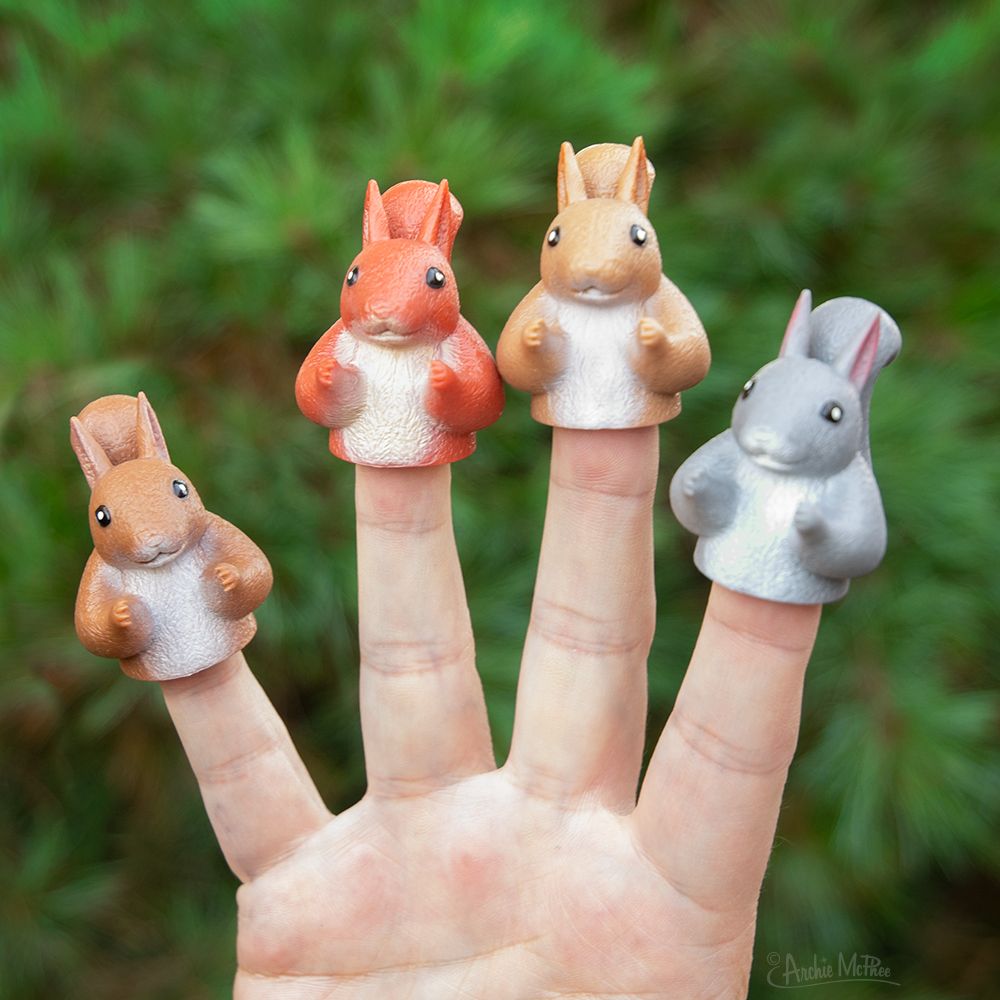 Your hand is the tree and these cute squirrels live on the finger branches.  buff.ly/NbhohOg