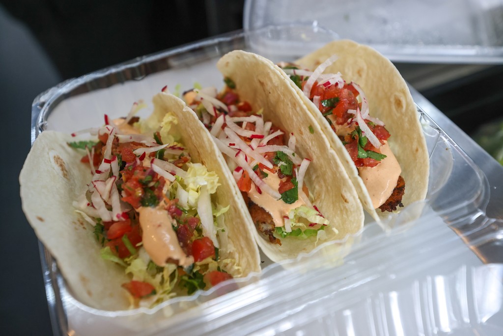 Your party's favorite duo. 🪓🪓

Book Ford's On The Road and Ford's Wicked Axes for great food and entertainment! 

This duo is perfect for holiday parties, office events, or family reunions. 

📧 ana@fordsfishshack.com to book @fordsOTR for your next event!