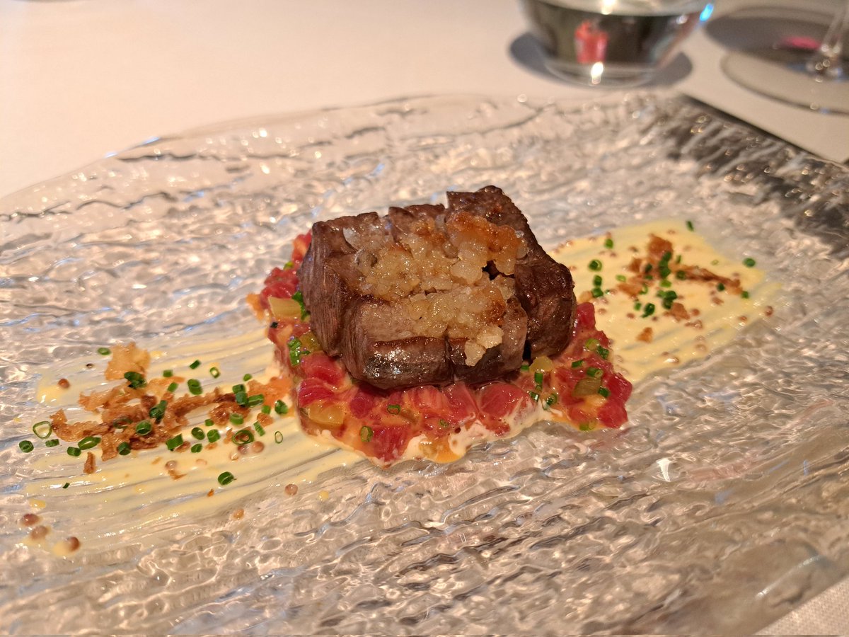 MiriamPosado's tweet photo. 📍Restaurante Cocinandos
#Leonesp #gastronomía 🍽 #quebiensecomeenLeon 
☀️☀️#Repsol ⭐️#Michelin https://t.co/isxkFMux22