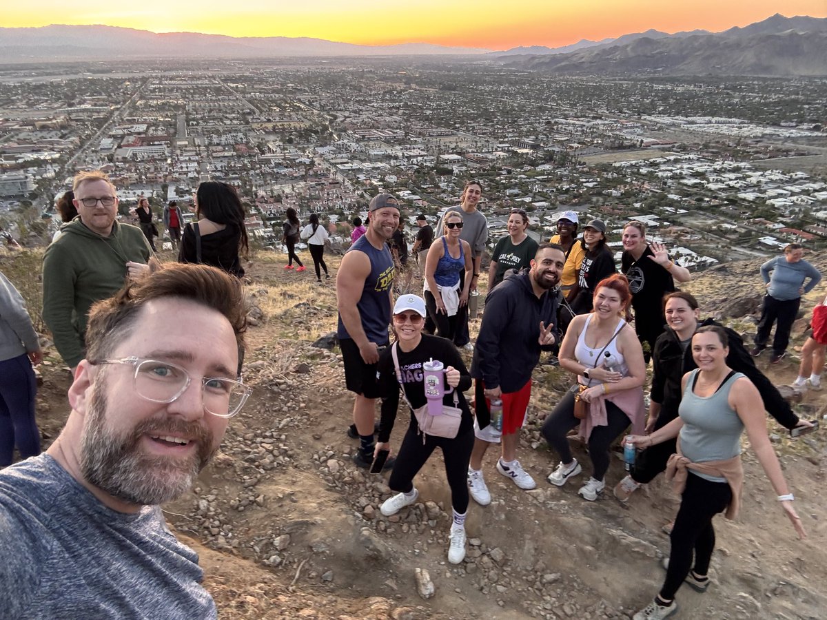 Ann Kozma tweet media