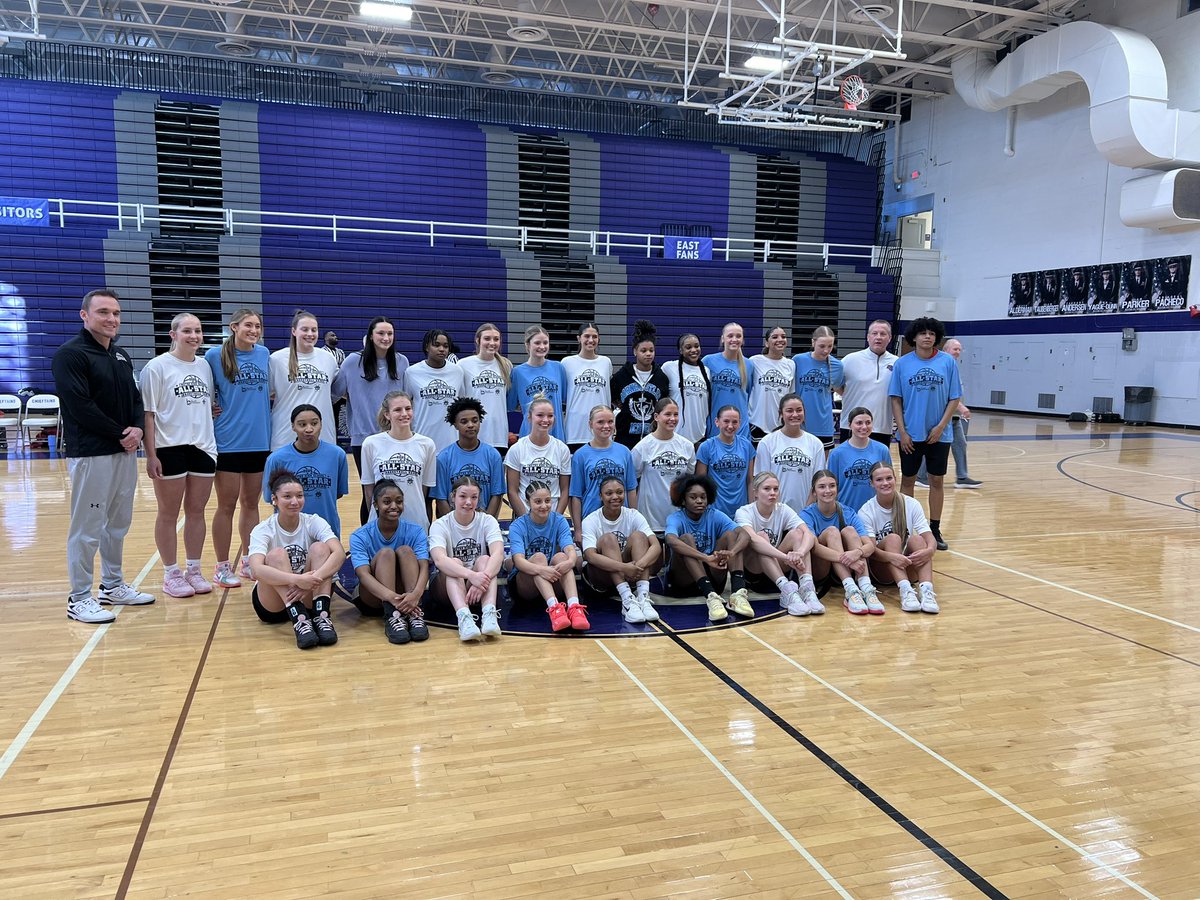 DaveFelici_'s tweet image. The HS Girls all-star game was last night. White beat the Blue team 75-63. White led by MVP Mattea Kassebaum (Lincoln Christian) with 16pts & Molly Ladwig 13pts (Skutt) Blue led by MVP Riley McLucas 16pts 7 reb. (Link Academy) Winner of the 3pt contest Jade Lewis (Millard West)