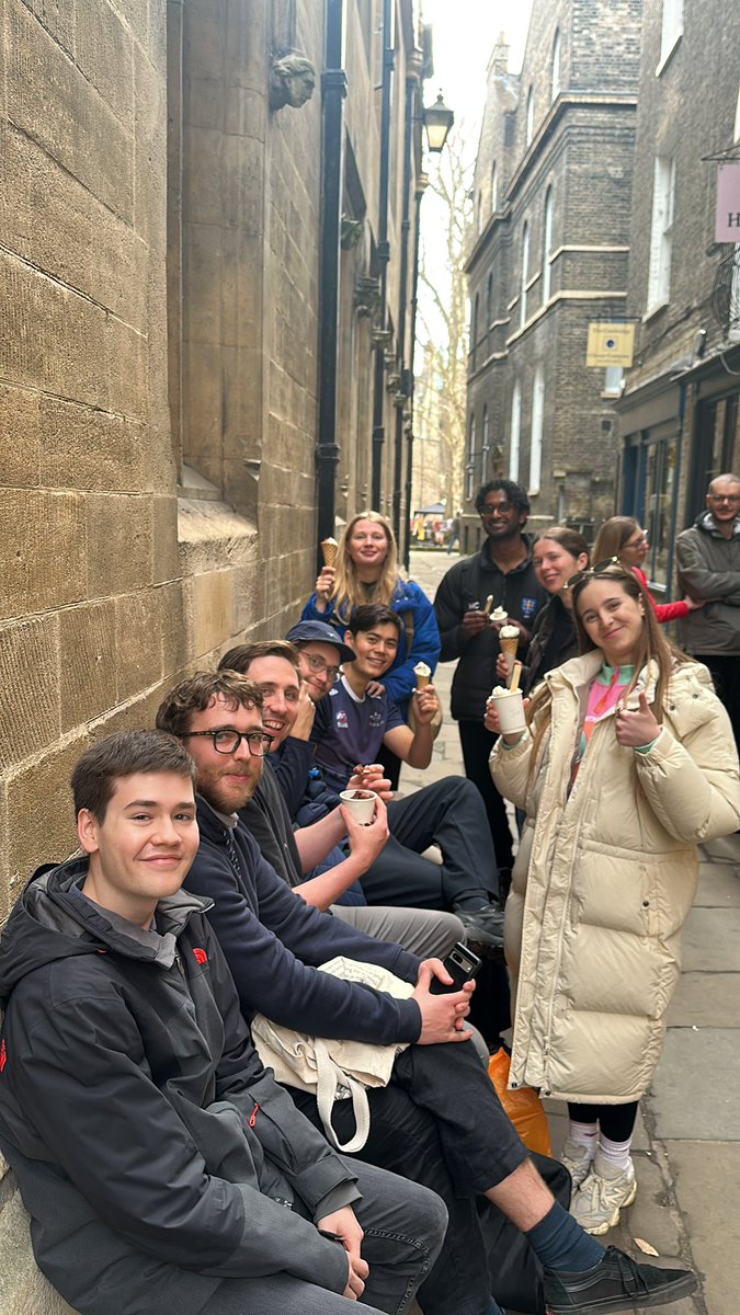 OUARFC's tweet image. 🍦 Celebrations on the way to the celebrations! OUARFC visiting Jack’s Gelato! Compliments to chef Jacko 👨‍🍳