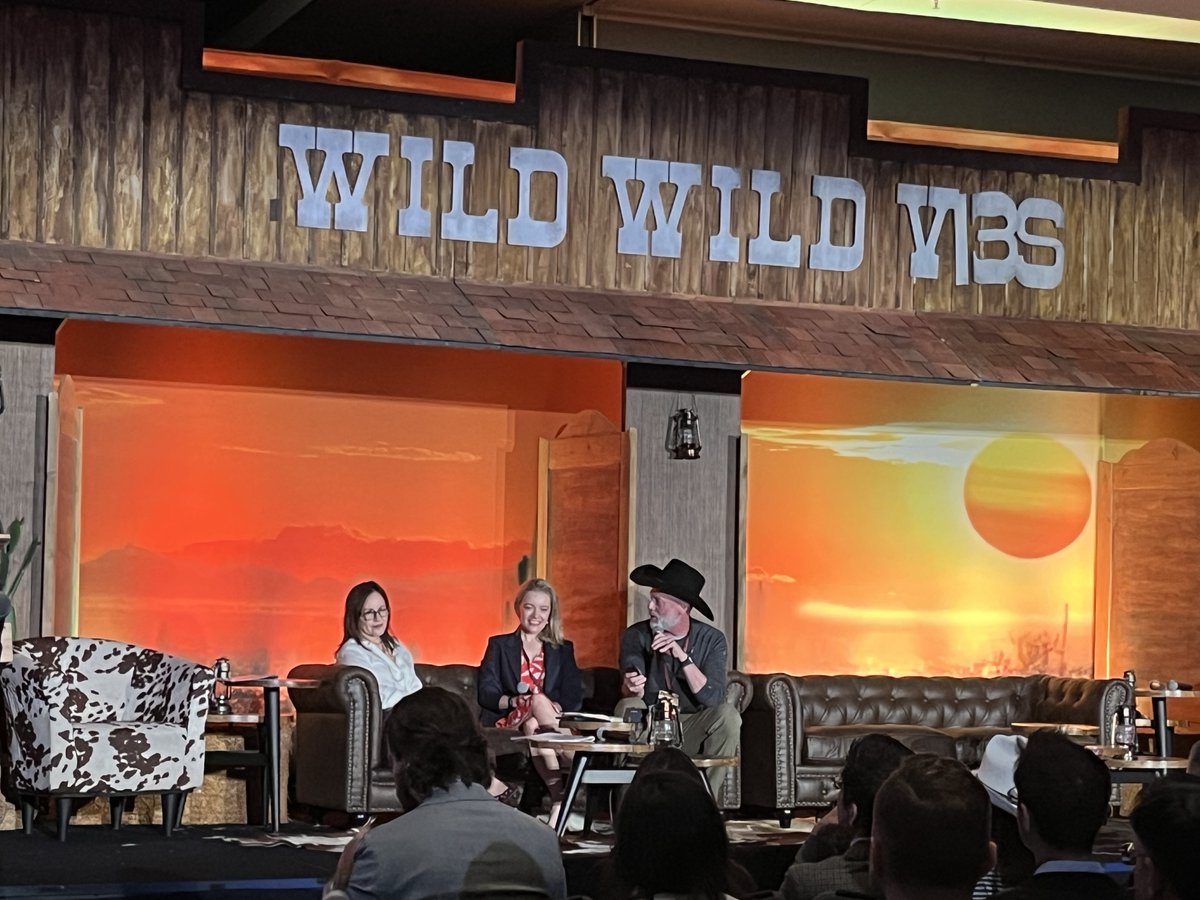 Retina Today (@retinatoday) on Twitter photo Congratulations to Audina M. Berrocal, MD, this year’s Mentorship Awardee #wildwildVBS! An empowering interview with John Kitchens, MD, and Aleksandra Rachitskaya, MD. <a href="/VitBuckleSoc/">VBS - Vit Buckle Society</a> <a href="/YoungMDConnect/">YoungMD Connect</a> #retina Congratulations to Audina M. Berrocal, MD, this year’s Mentorship Awardee #wildwildVBS! An empowering interview with John Kitchens, MD, and Aleksandra Rachitskaya, MD. <a href="/VitBuckleSoc/">VBS - Vit Buckle Society</a> <a href="/YoungMDConnect/">YoungMD Connect</a> #retina