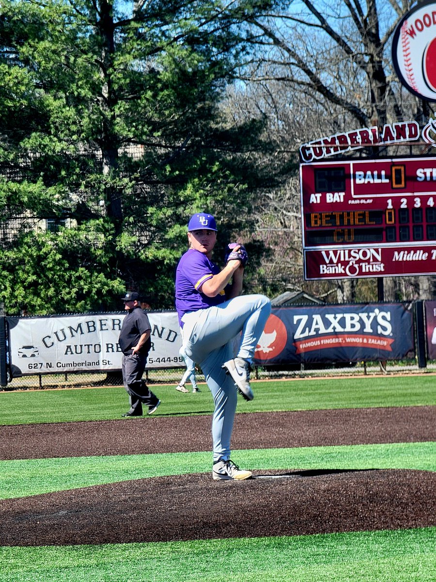 Warden on the bump 😈👨‍⚖️

Walker Ward will get the ball 
#JYD