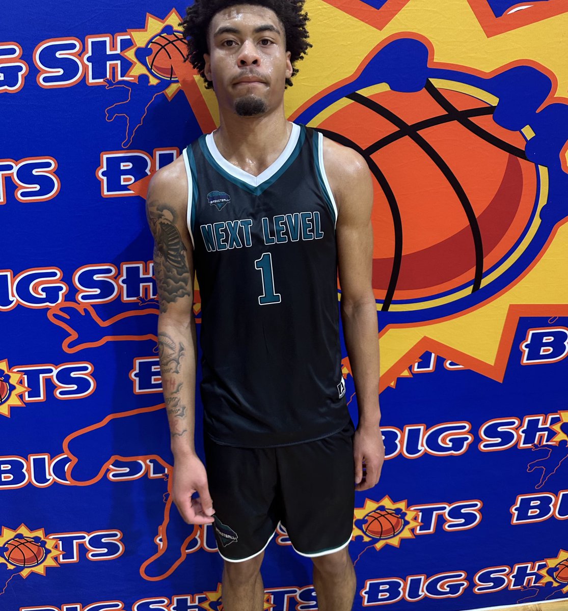 #BIGSHOTS #SoutheastTipOff

17u

Big Shots SC Premiere -81
Robert Moore-32
Quh’mareon Webb- 15

Next Level-64
Antwan young- 16
MJ littlejohn-21