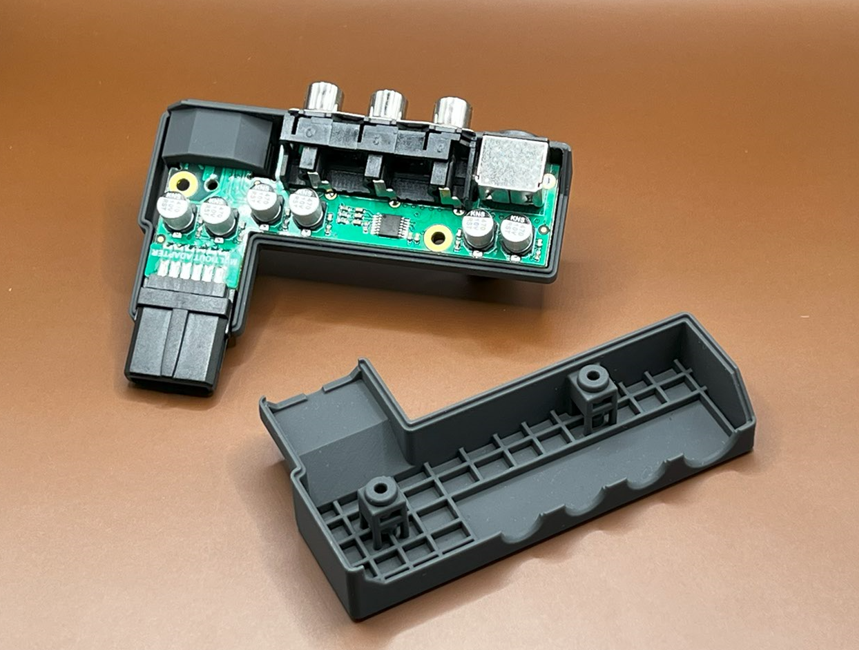 ElectronShep's tweet image. I really love this little adapter... There's nothing quite like the memories of gathering with friends for epic sessions of Golden Eye. This lets you connect to multiple TVs or capture cards, ensuring everyone can join in on the fun.
electron-shepherd.com/products/elect…