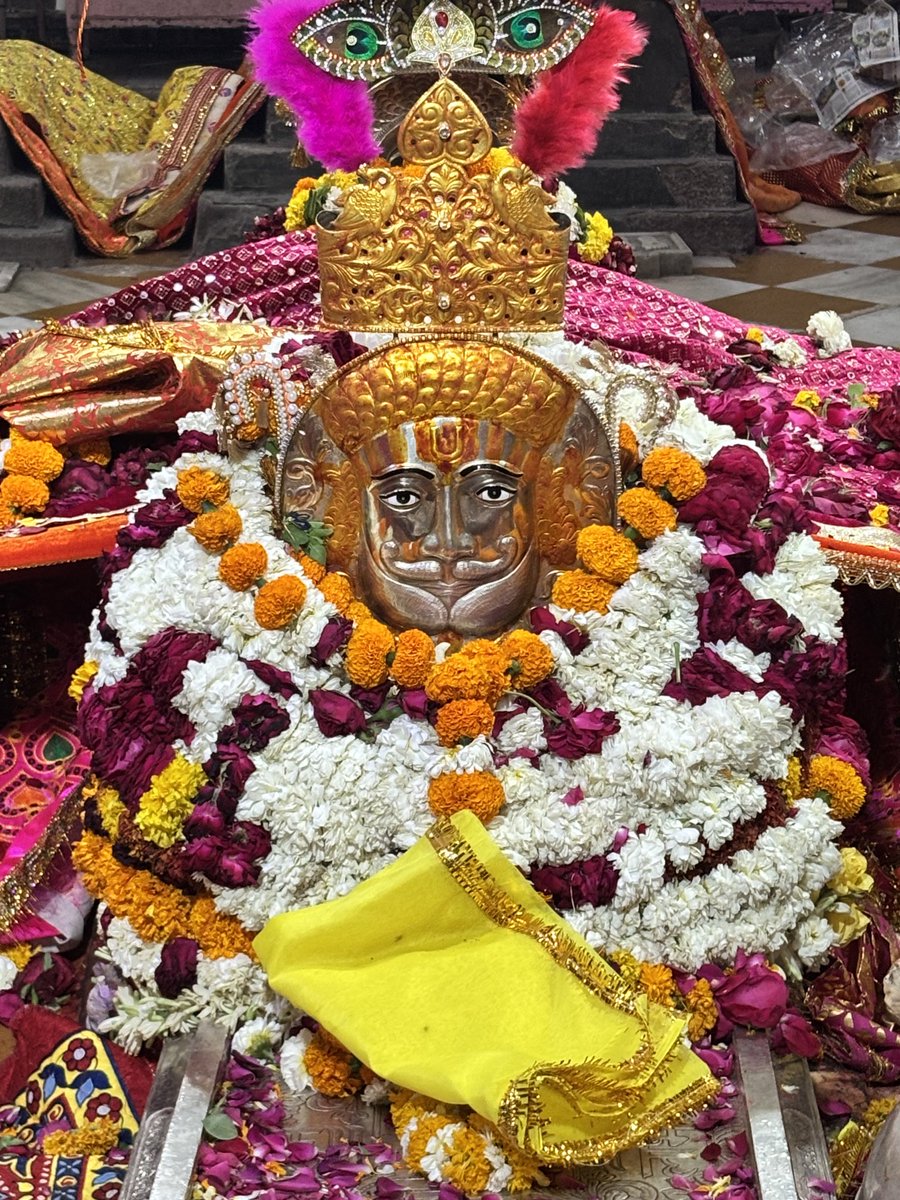 atish_asopa's tweet photo. #Ramdewrajaisalmer #babaramdevjirunecha https://t.co/z88Co9vujQ
