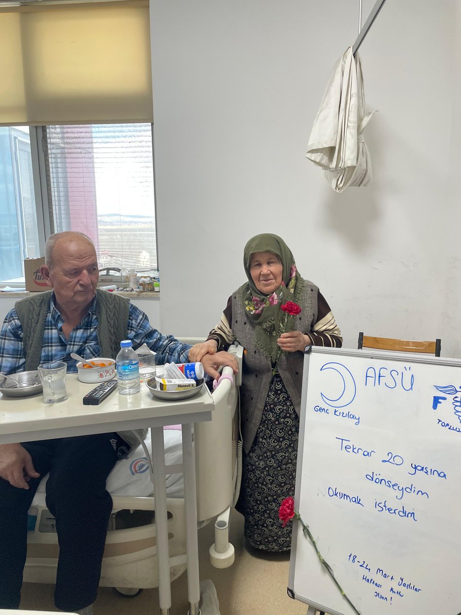 AFSÜ FTR TOPLULUĞU (@afsuftr) on Twitter photo 18-24 Mart Yaşlılar Haftası kapsamında gerçekleştirdiğimiz etkinliğimizde yaşlılarımıza “Tekrar 20 yaşına dönseydiniz ne yapmak isterdiniz?” sorusunu yönelttik ve gençlik zamanlarında ne yapmak istediklerini öğrendik. 🥹🤍🙏🏻
<a href="/afsurektorluk/">Afyonkarahisar Sağlık Bilimleri Üniversitesi</a> 18-24 Mart Yaşlılar Haftası kapsamında gerçekleştirdiğimiz etkinliğimizde yaşlılarımıza “Tekrar 20 yaşına dönseydiniz ne yapmak isterdiniz?” sorusunu yönelttik ve gençlik zamanlarında ne yapmak istediklerini öğrendik. 🥹🤍🙏🏻
<a href="/afsurektorluk/">Afyonkarahisar Sağlık Bilimleri Üniversitesi</a>