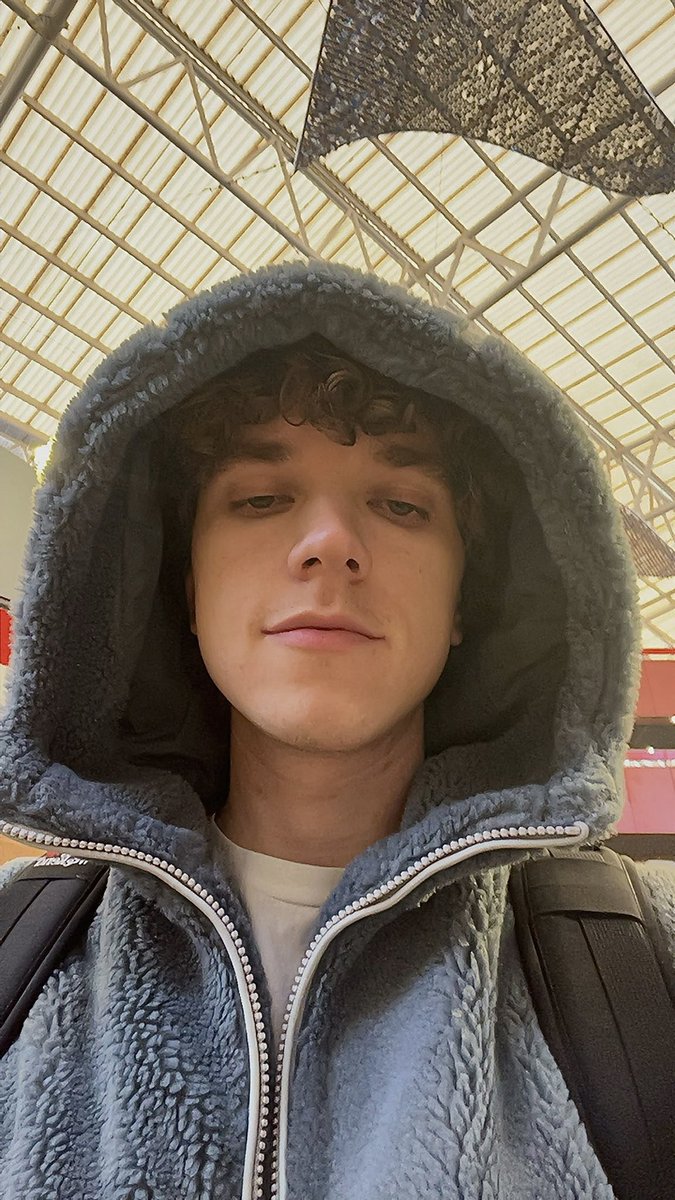 Ahzure (@ahzure_) on Twitter photo 