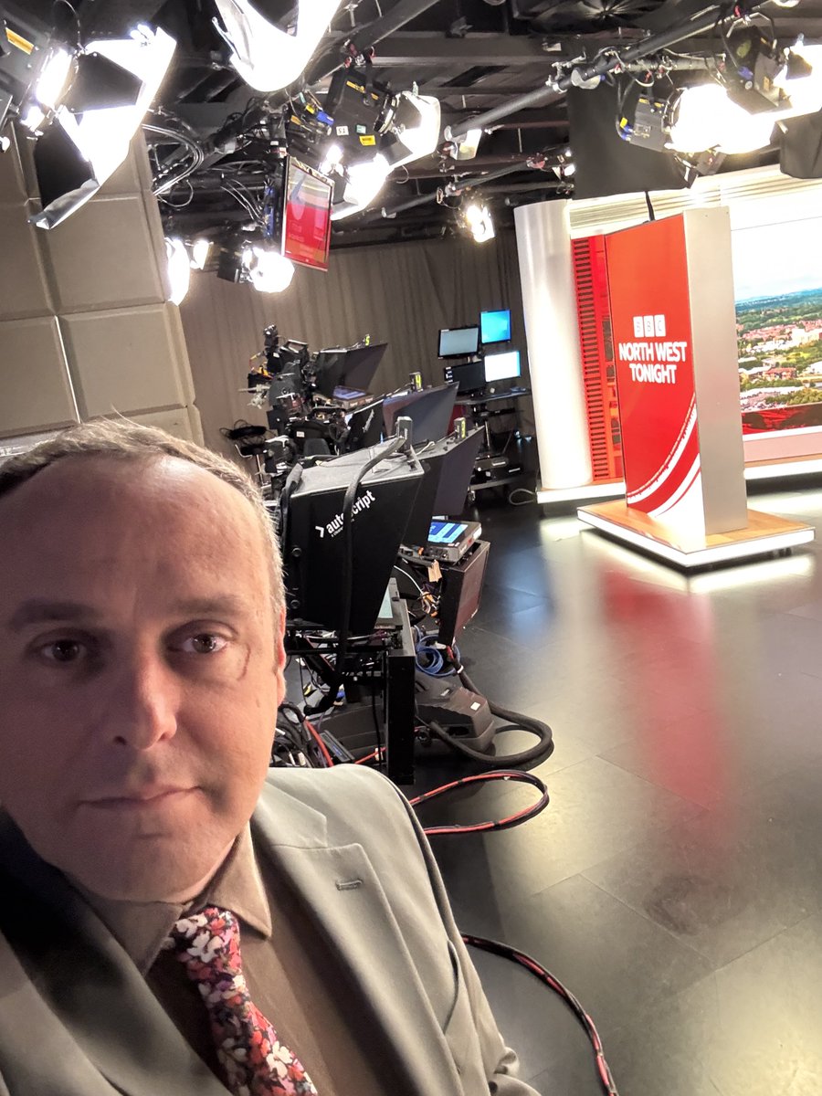 Steve Saul (@stevensaul) on Twitter photo Standing by for the <a href="/BBCNWT/">BBC North West</a> update at 5:40pm BBC One
-Escaped prisoner found
-Air quality in Manchester
-Fire in Altrincham
+ sport and weather
Catch up later here:
bbc.co.uk/programmes/m00⦠Standing by for the <a href="/BBCNWT/">BBC North West</a> update at 5:40pm BBC One
-Escaped prisoner found
-Air quality in Manchester
-Fire in Altrincham
+ sport and weather
Catch up later here:
bbc.co.uk/programmes/m00ā¦