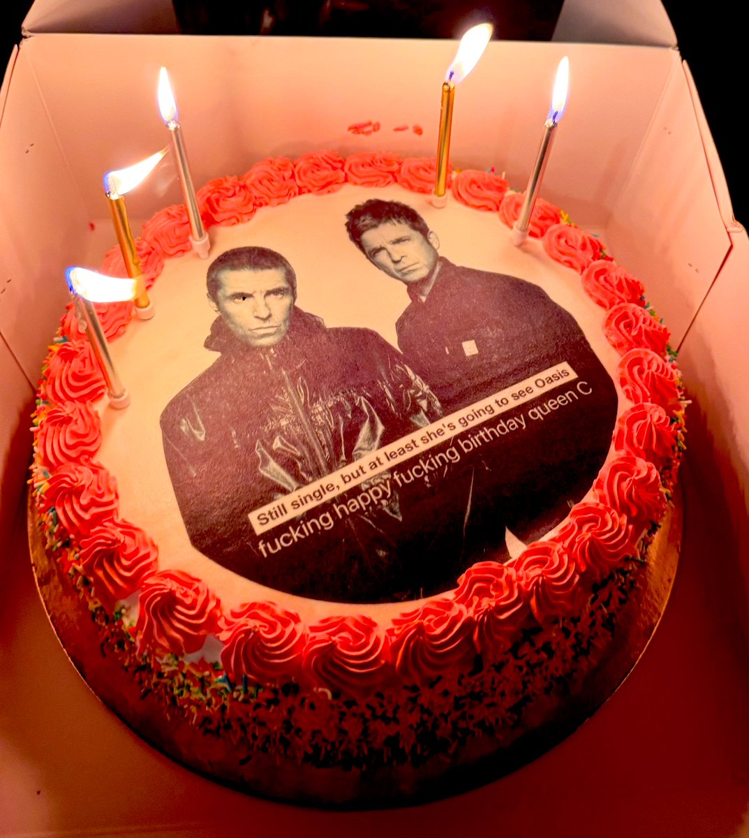 Maybe I had the best bday cake… 
<a href="/liamgallagher/">Liam Gallagher</a> <a href="/NoelGallagher/">Noel Gallagher</a> <a href="/oasis/">Oasis</a>