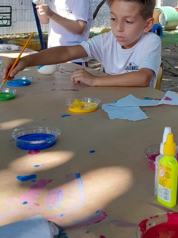 reinickebruna's tweet image. Mamãe orou muito para ver uma educação escolar melhor na cidade. 

E graças a Deus, a nova gestão está trazendo luz aos nossos pequeninos.

#timbo#luz#amor