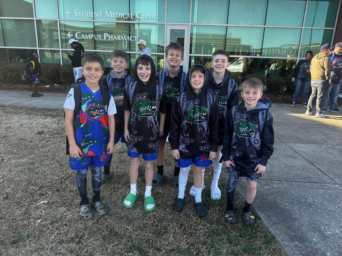 Won our first game at T3TV Music City Premiere in Murfreesboro this morning 40-16! <a href="/RylanShanks/">Rylan Shanks</a>