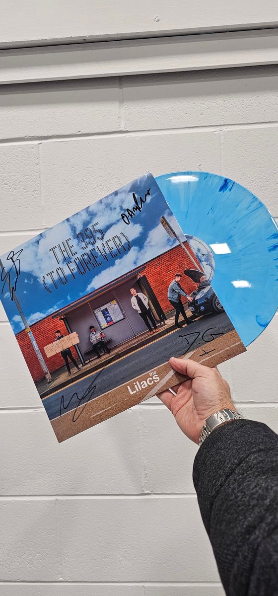 waxandbeans's tweet image. Following two cracking in store shows yesterday to celebrate the release of The 395 To Forever, we have a handful of signed EPs and CDs left.

waxandbeans.co.uk/search?options…

@TheLilacsUk 
@scruffoftheneck