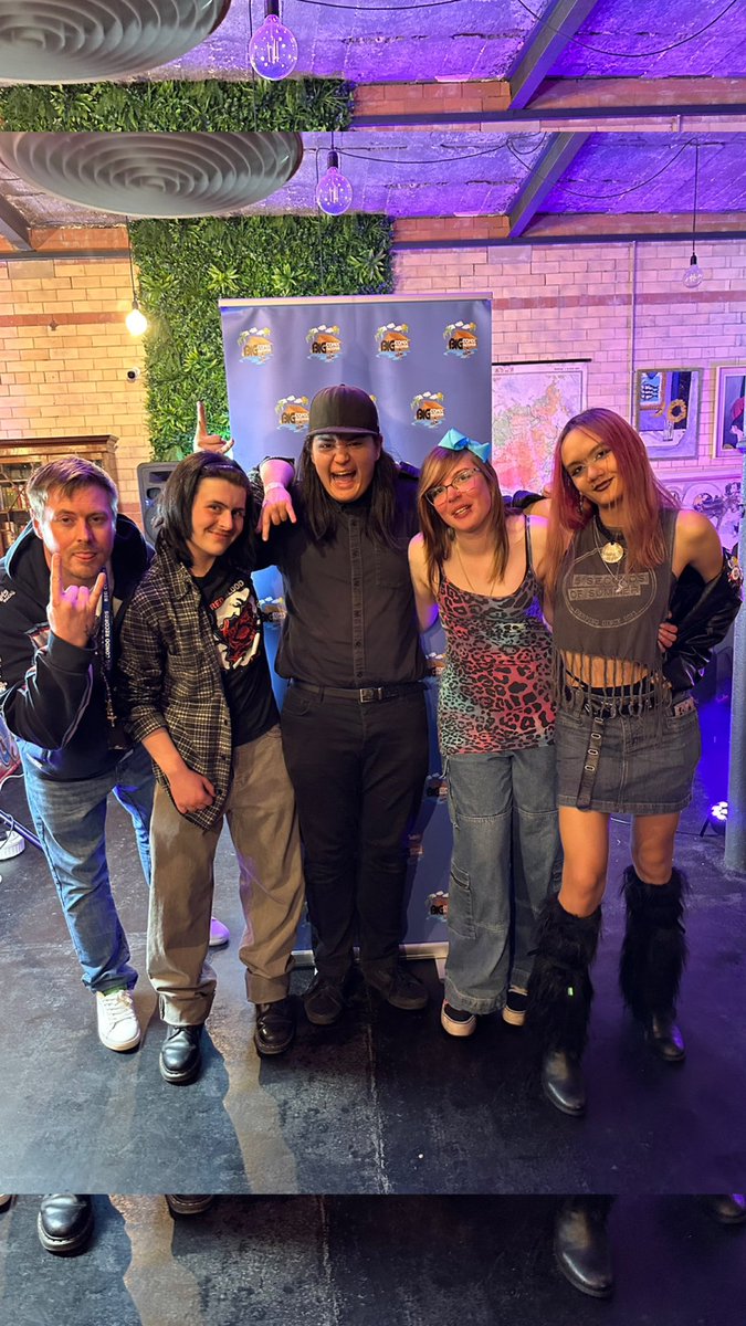 Royzy Rothschild (@royzyrothschild) on Twitter photo Yes don’t ask what’s going on with my hair there but we had #miserymisery headline <a href="/BigCondoRecords/">Big Condo Label</a> last night ! Yes don’t ask what’s going on with my hair there but we had #miserymisery headline <a href="/BigCondoRecords/">Big Condo Label</a> last night !