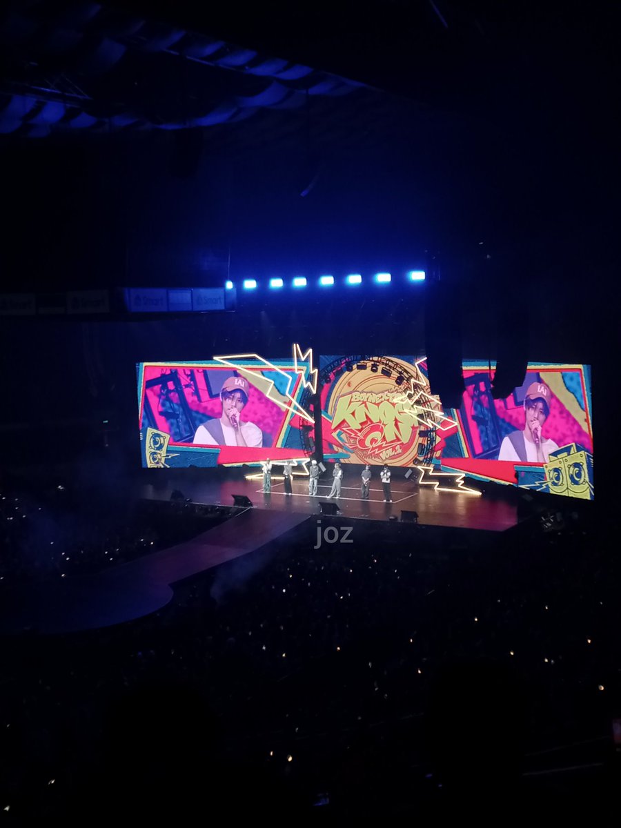 srndxo's tweet photo. it feels like I’ve stepped into a true paradise. an escape from the harshness of reality, where only warmth and joy exist. thank you so much for making my night, boynextdoor ! 🏠❤️‍🩹

#KNOCK_ON_Vol_1_Manila 
#BOYNEXTDOORinMANILA https://t.co/phsehkUB02
