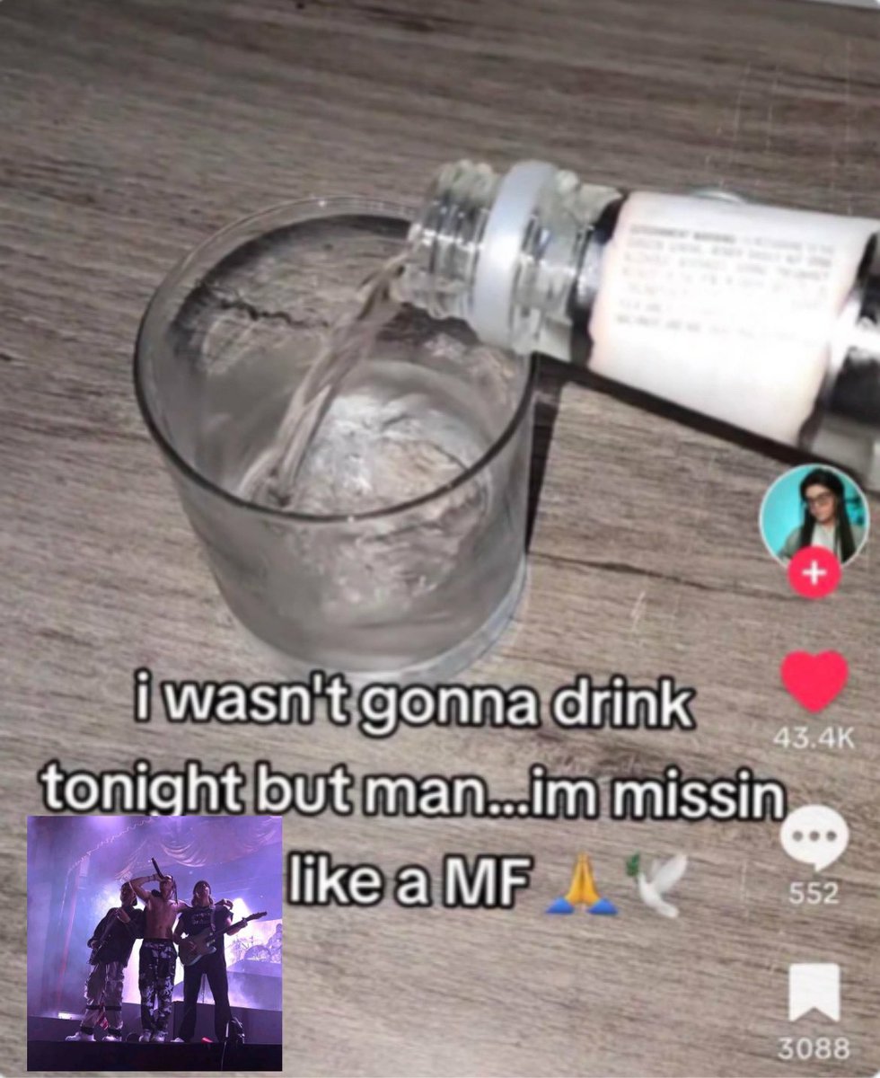 strnangxls's tweet image. i miss chase atlantic :(