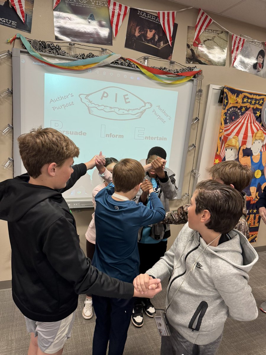 nikkimullinnix's tweet image. “STAARnival” teams analyzed authors purpose and then worked together in a human pretzel challenge for points! #Lionslearning #Lions