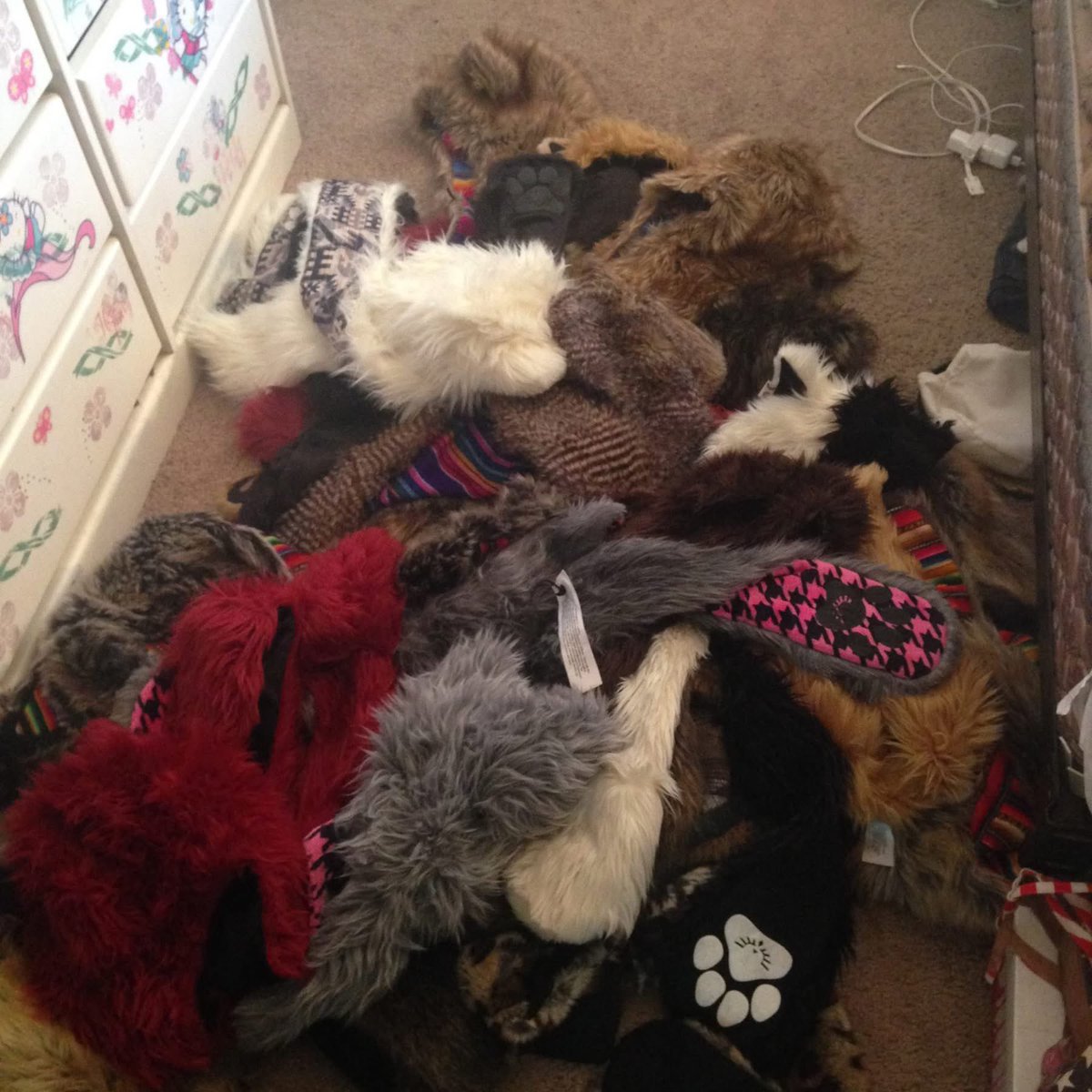 Tell me you love <a href="/spirithoods/">SpiritHoods</a> without saying you love #SpiritHoods 😂🥰🤓