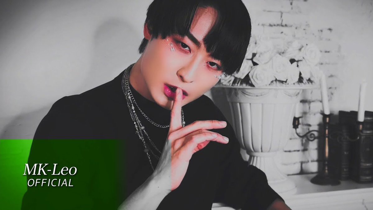 masaaki_mkleo's tweet photo. [Teaser] MK-Leo ' Blind '

#MKLeo #MK_Leo
#Masaaki #Leol
#Blind #MKLeo_Blind
#Apocalypse 
#Apocalypse_Blind 

https://t.co/bVK9Ygew1O https://t.co/sDR1R5oj7i