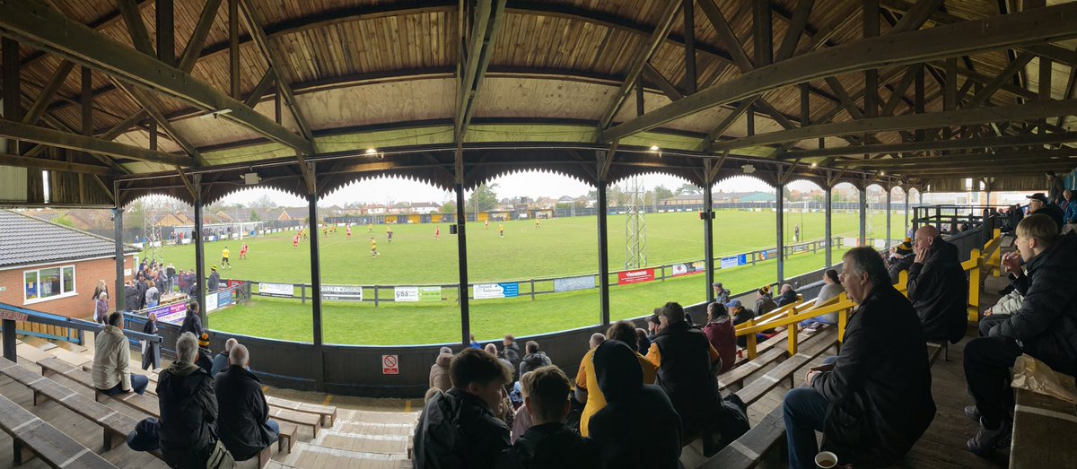 Might not look like it, but there sure was a healthy turnout for a five-goal contest between <a href="/MarchTownFC/">March Town FC</a> and <a href="/Sports_ESFC/">Easington Sports FC</a> on #NonLeagueDay. March getting the job done to keep up their play-off push, and perhaps more eyes have been opened to the thrills #nonleague can offer.