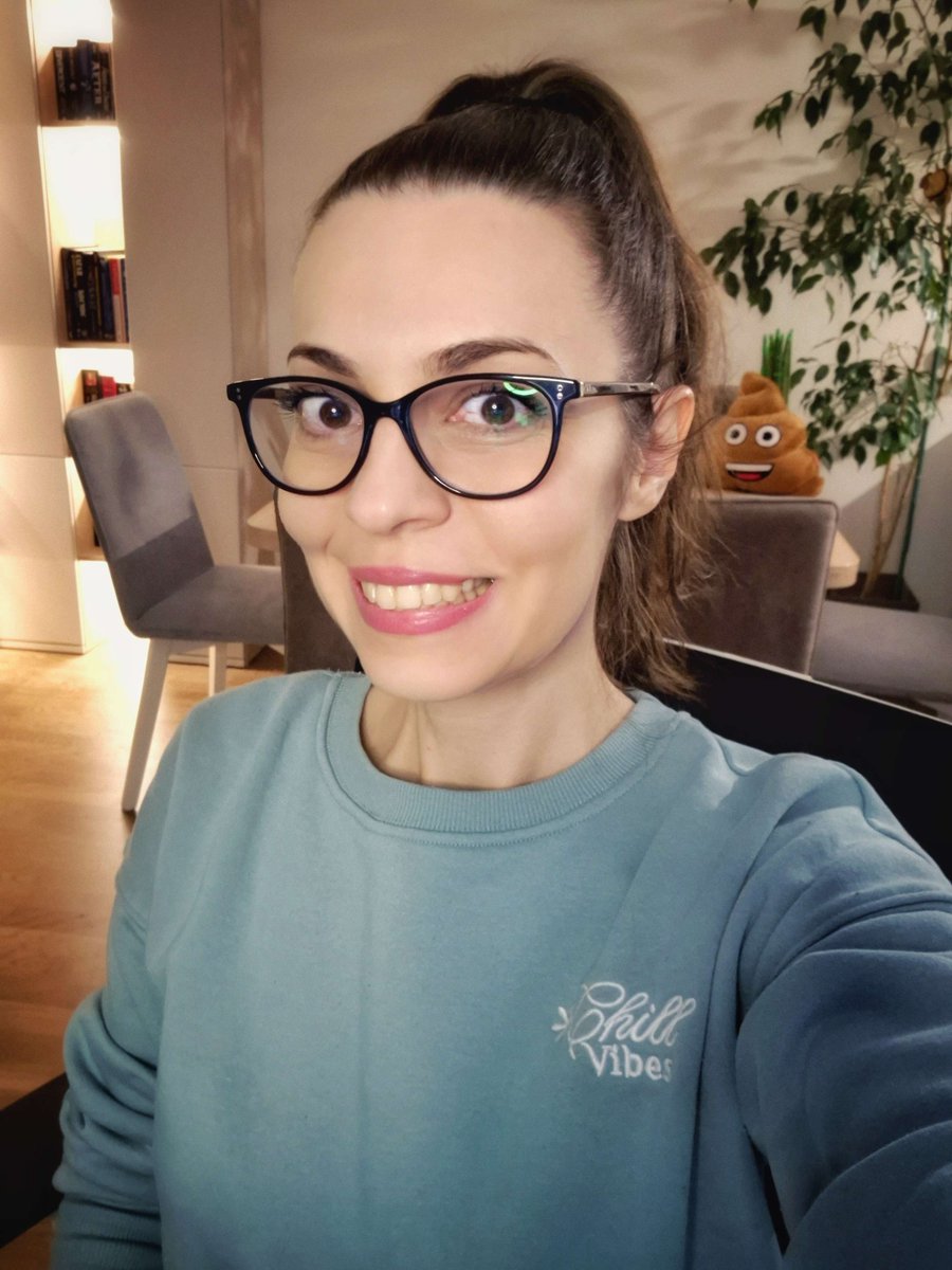 #ESOFam I am LIVE and back in ESO! Let's play NirnGuessr tonight! <3 We are also running Stream Raiders and having gold giveaways all night! 

P. S. Ignore my tired face please 😅

Drop by to say hi: twitch.tv/colorfulmartian
