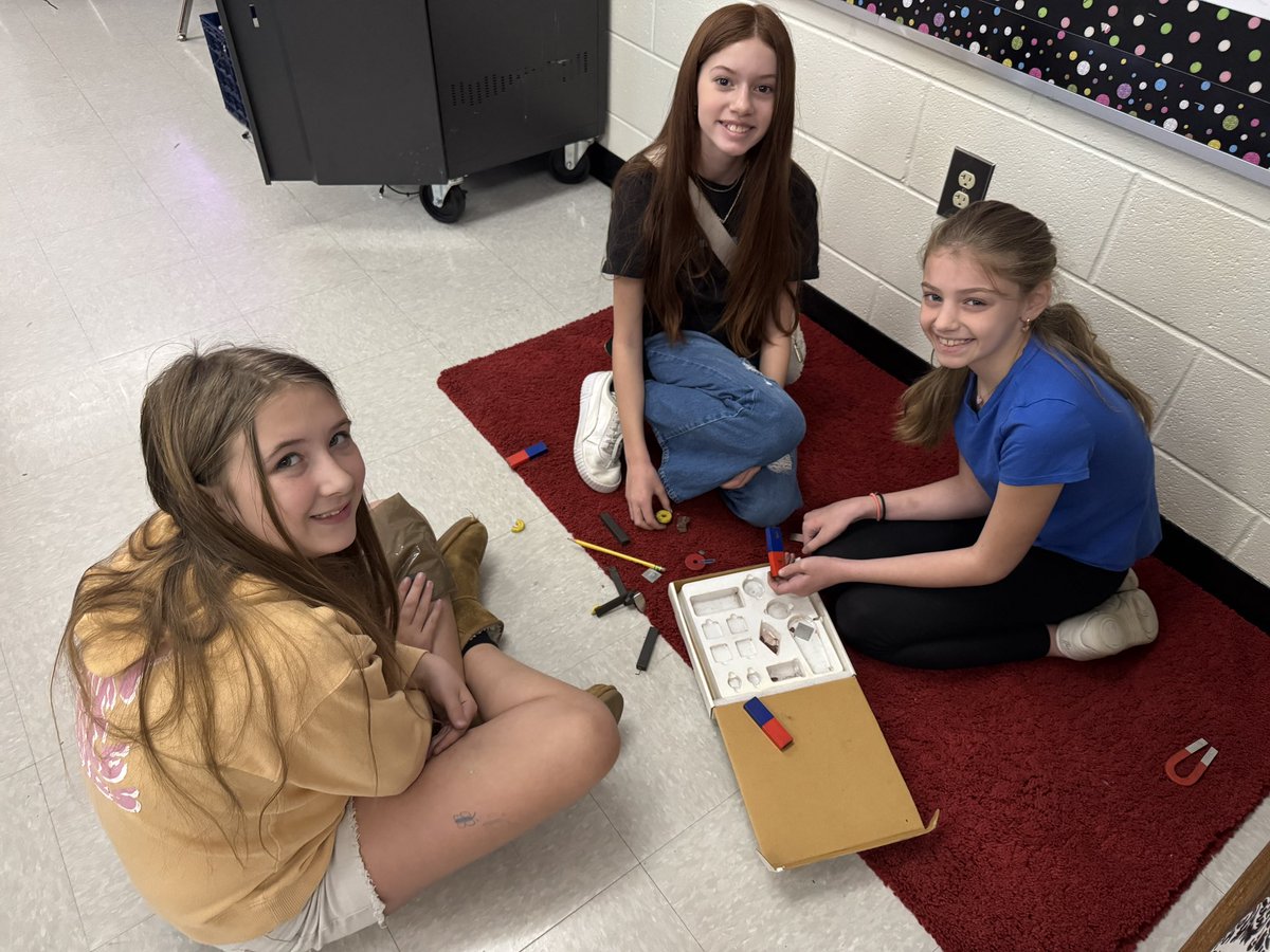 Mrs.Bennett tweet media