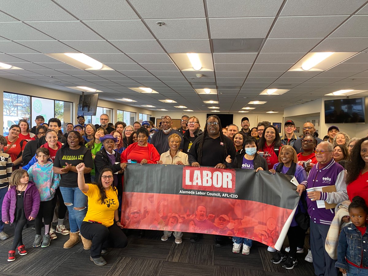 Another beautiful Oakland morning supporting the people-powered campaign of Barbara Lee for Oakland mayor.  We’re knocking on doors to talk to our neighbors about Barbara Lee’s grassroots campaign to unify Oaklanders around a positive vision for a better future — for ALL of us!