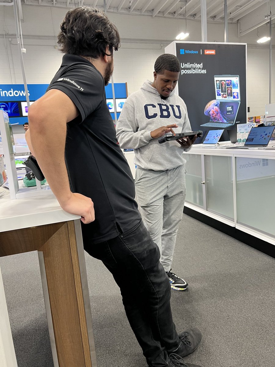 LenovoSoCal's tweet photo. Hands on Legion Go demo! #WeAreLenovo #PremiumStars https://t.co/uIqsaSktvt