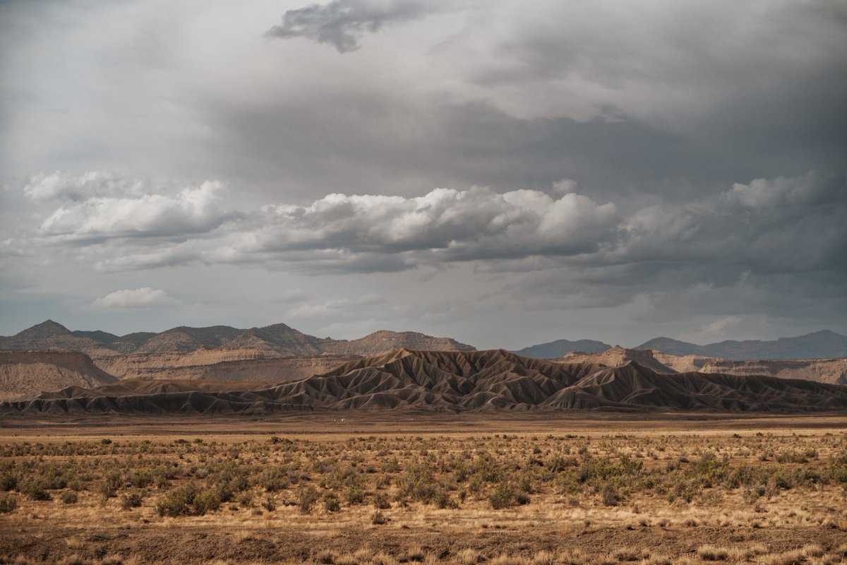 HighwayyChild's tweet photo. More views of the American West through the window of my semi truck. https://t.co/O9f35xCddl