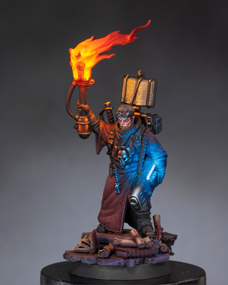 theminiaturista's tweet photo. Hi guys! Here's one of the new cultists from the new Killteam box. I selected this one to have one excuse to add two lights. What do you think?

#warhammer40k #warhammercommunity #warhammer #gamesworkshop #adwip https://t.co/AbMZvNitV8