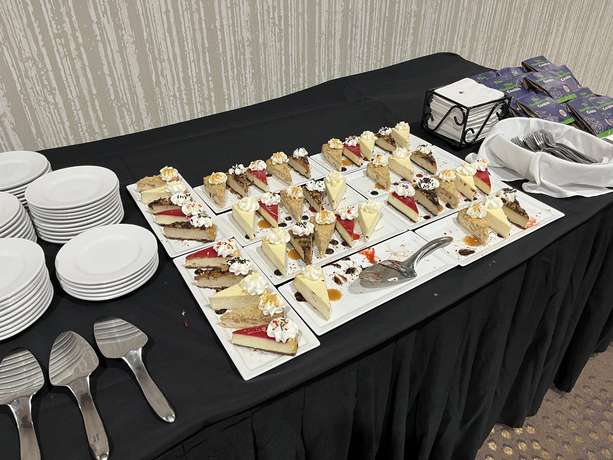 More great times at the TNT #PETE/#HETE Leadership Conference in Bloomington! Super nice lunch w/delicious dessert followed by teamwork session &amp; more sessions to come!
#PhysEd #HealthEd