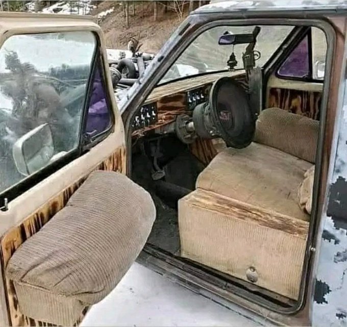 256Rootyherman's tweet photo. Kenya's top spender parades his new ride https://t.co/MwOzakiMqL