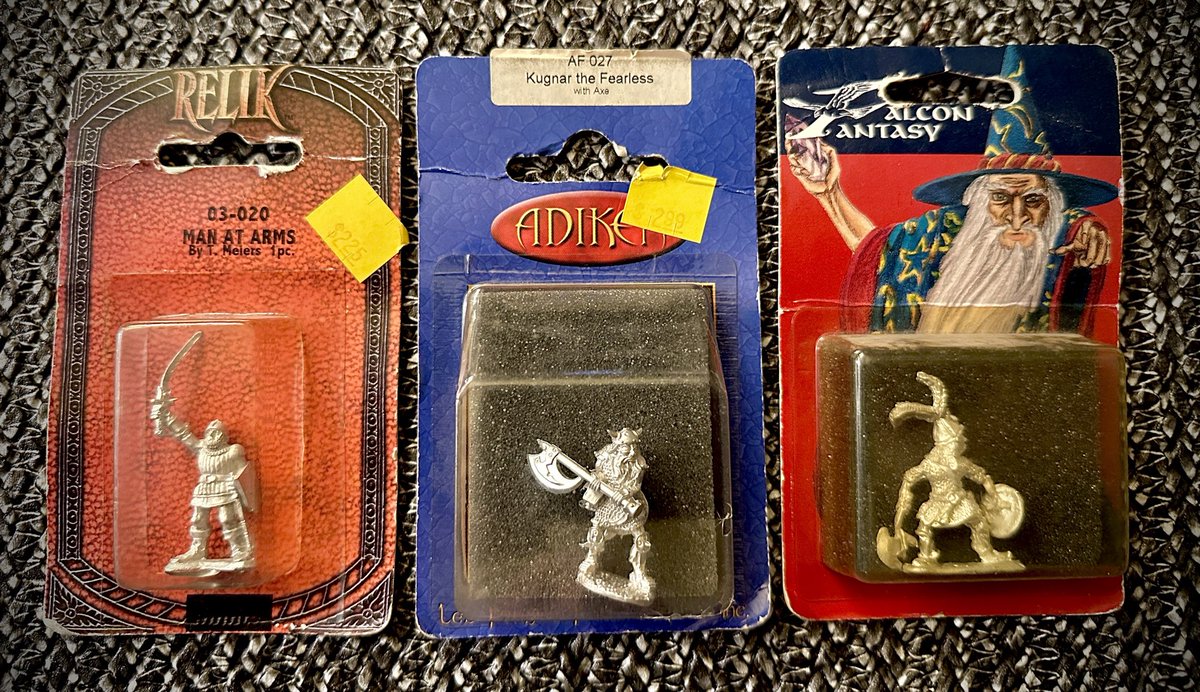 Rescued some classic metal minis. 🤺 #osr #dnd #ttrpg
