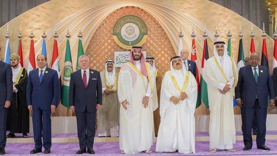 asset_wave's tweet photo. The Arab League has officially called on all countries to end economic and military relations with Israel.
A major geopolitical shift is unfolding. 🌍
#MiddleEast #ArabLeague #Israel #Geopolitics #PeaceInSight #GlobalPolitics https://t.co/eputMQE3RW