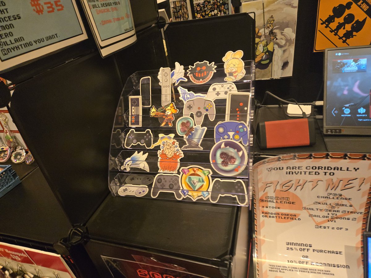 PrincessCrimson's tweet photo. Images of my booth when I was selling @CTGamerCon https://t.co/1FcV66RjMt