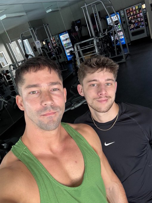 Watch Eddie Patrick's leaked NSFW photo on TwXstars