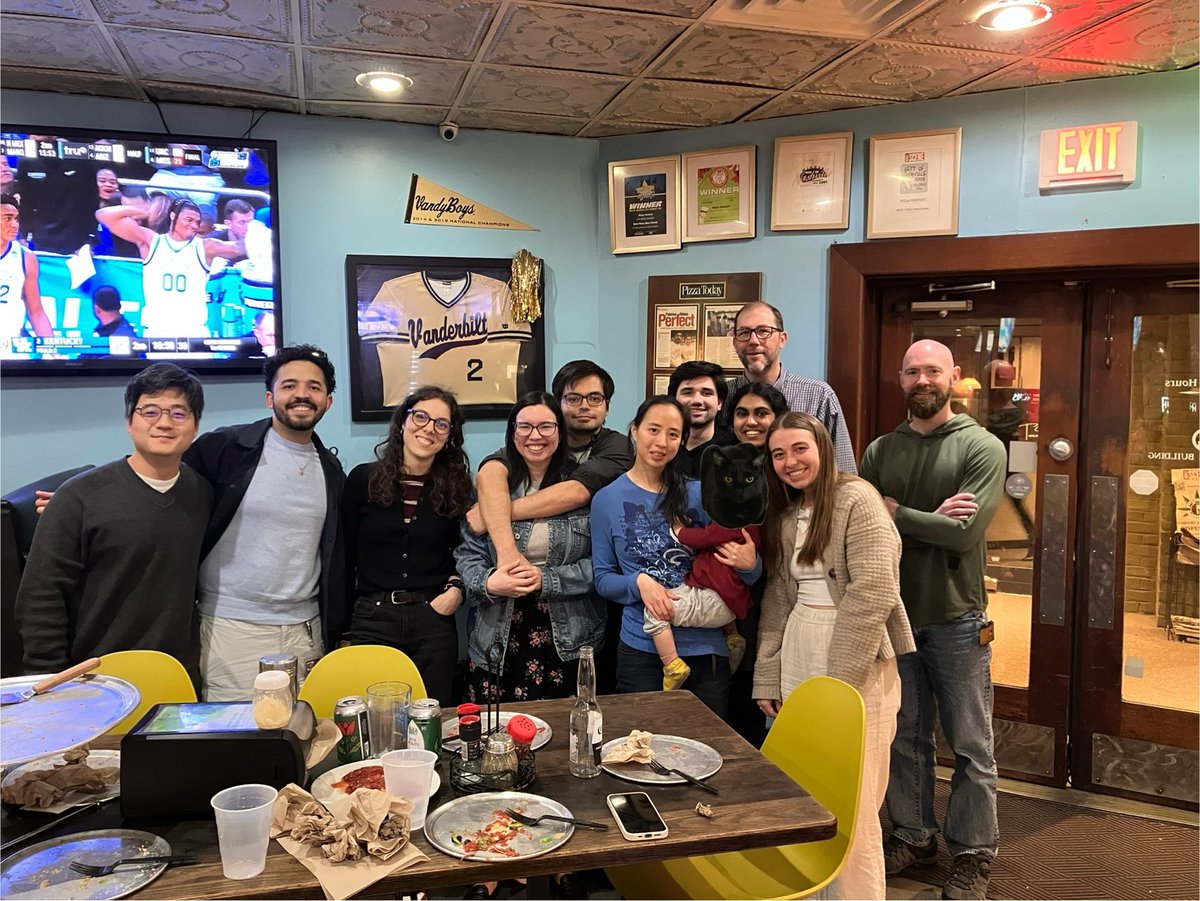 YoungLabVU's tweet image. Farewell to Dr. Amy Zheng! Wishing her the best of luck in her postdoc at UBC🙂