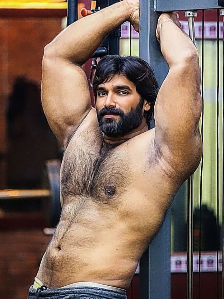 பச்சை தேவுடியா vibes 💪👅