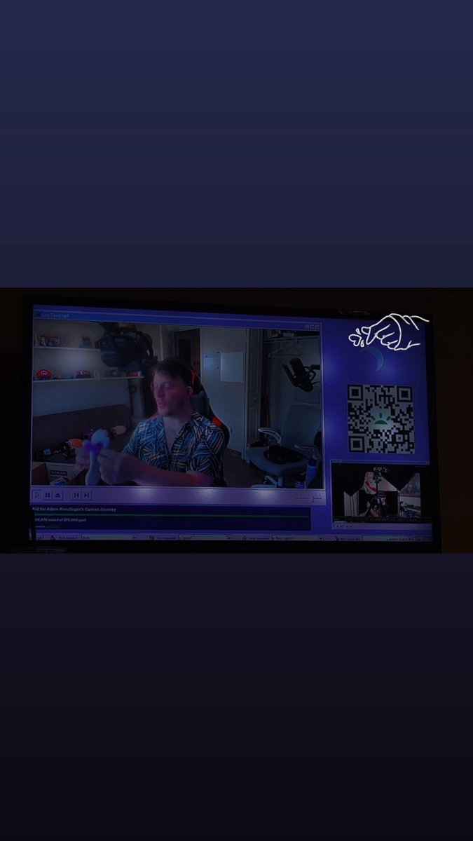 UndeadHellhound's tweet image. Currently watching this adorable beans livestream, Don’t forget to donate if you can!! 

#thomassanders #thomassanderslivestream #fanders