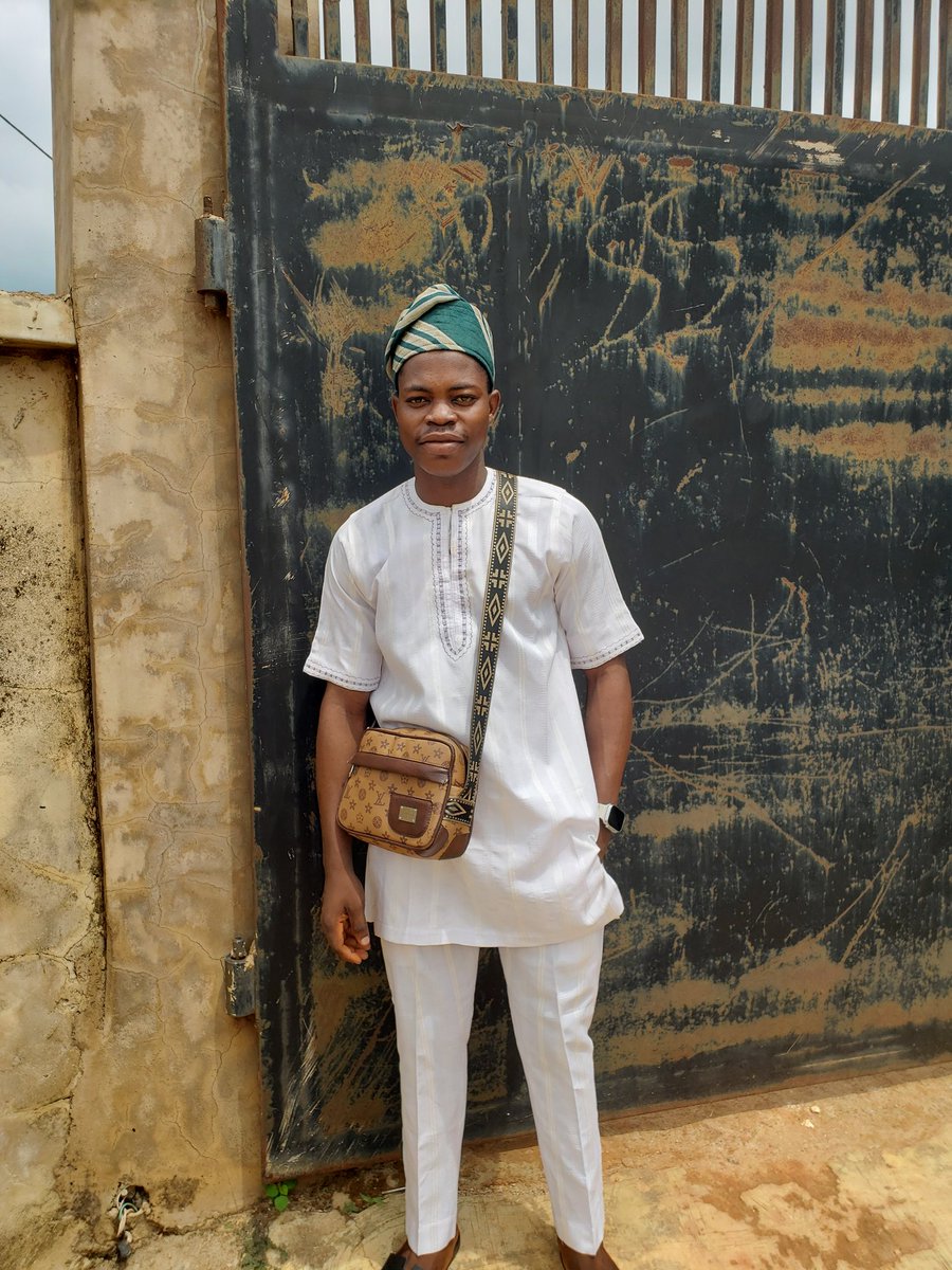 Danfresh7's tweet photo. Omoluabi 👑 https://t.co/1KIJEFnrCg