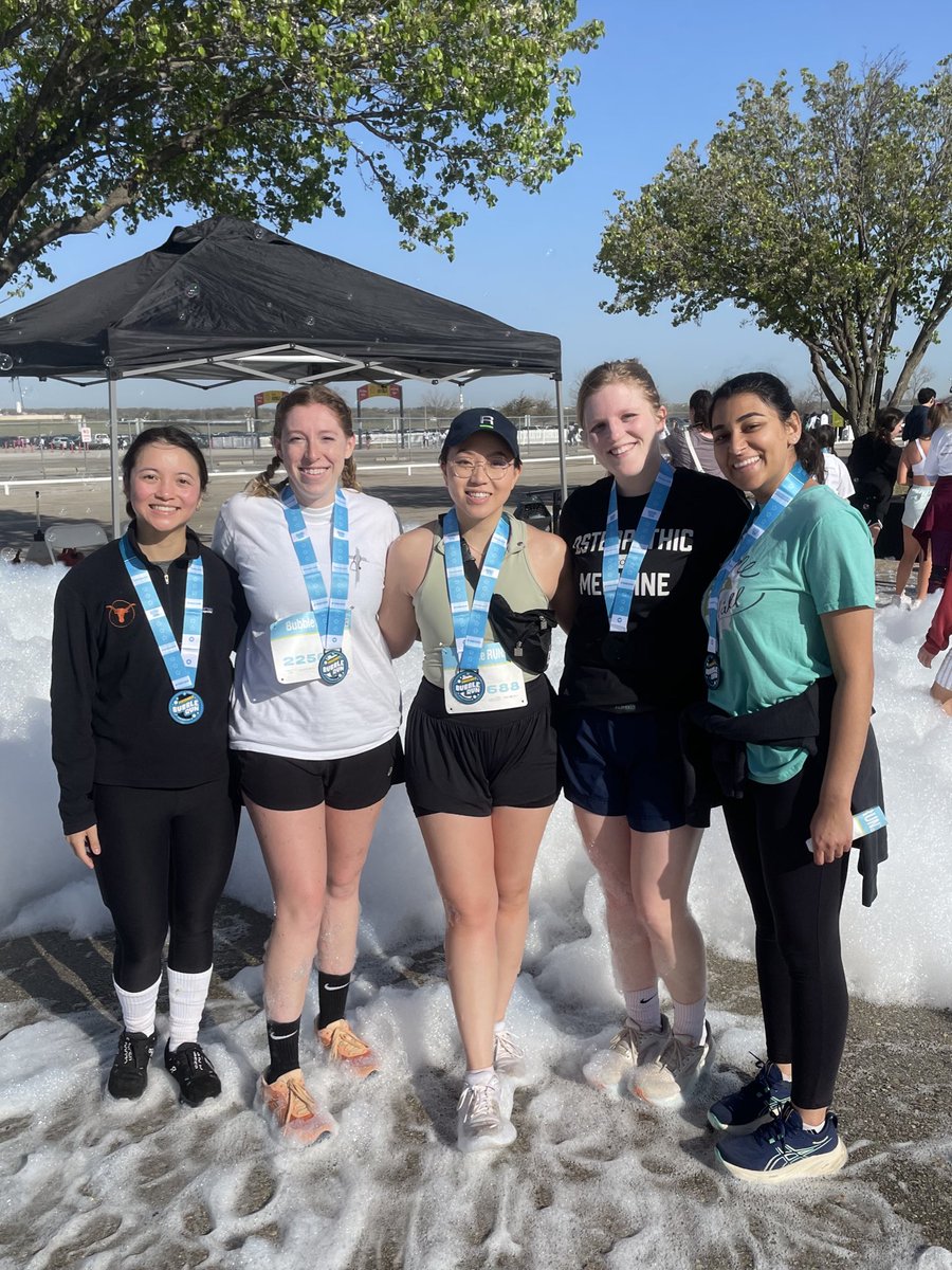 Annie_Pham_'s tweet photo. I came, I saw, and I bubbled 🫧 mostly at a walking pace #BubbleRun #5K https://t.co/Fceh954gYY