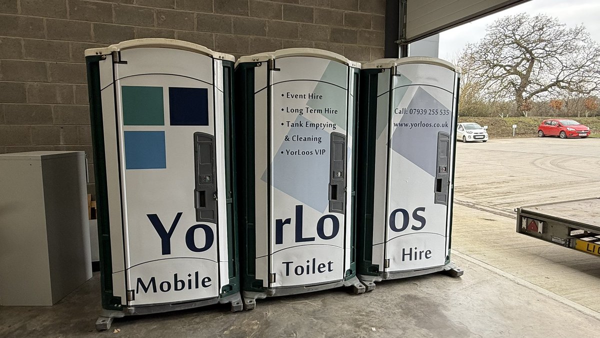 @yorloos finding different ways to #advertise 👌 Here we have the  very first lot of #portaloo #wraps 💪 These will #certainly #standout from the #crowd at #events 

If you are interested give them a ☎️