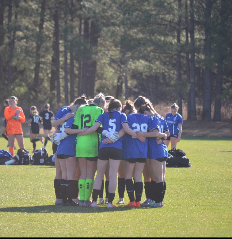 KyleeWest2929's tweet photo. My Pennfc 08 F Black team and I secured a 3-1 victory yesterday and a  2-1 win today. Incredible effort, ladies. Just one more day to go! @PennFCYouth @jeffersoncup @PittJohnstown @ImYouthSoccer @Internespo @ImCollegeSoccer @G2CollegeSoccer @TopPreps @Co11egeSoccer @TheSoccerWire @ussoccer @EDPsoccer @EtownSoccer @YCPathletics @ColSportSheets @EastStroudProbz @PennStateWSOC @PennStateBerks @PSHbgWSoc @JuniataEsports @MessiahWSoccer