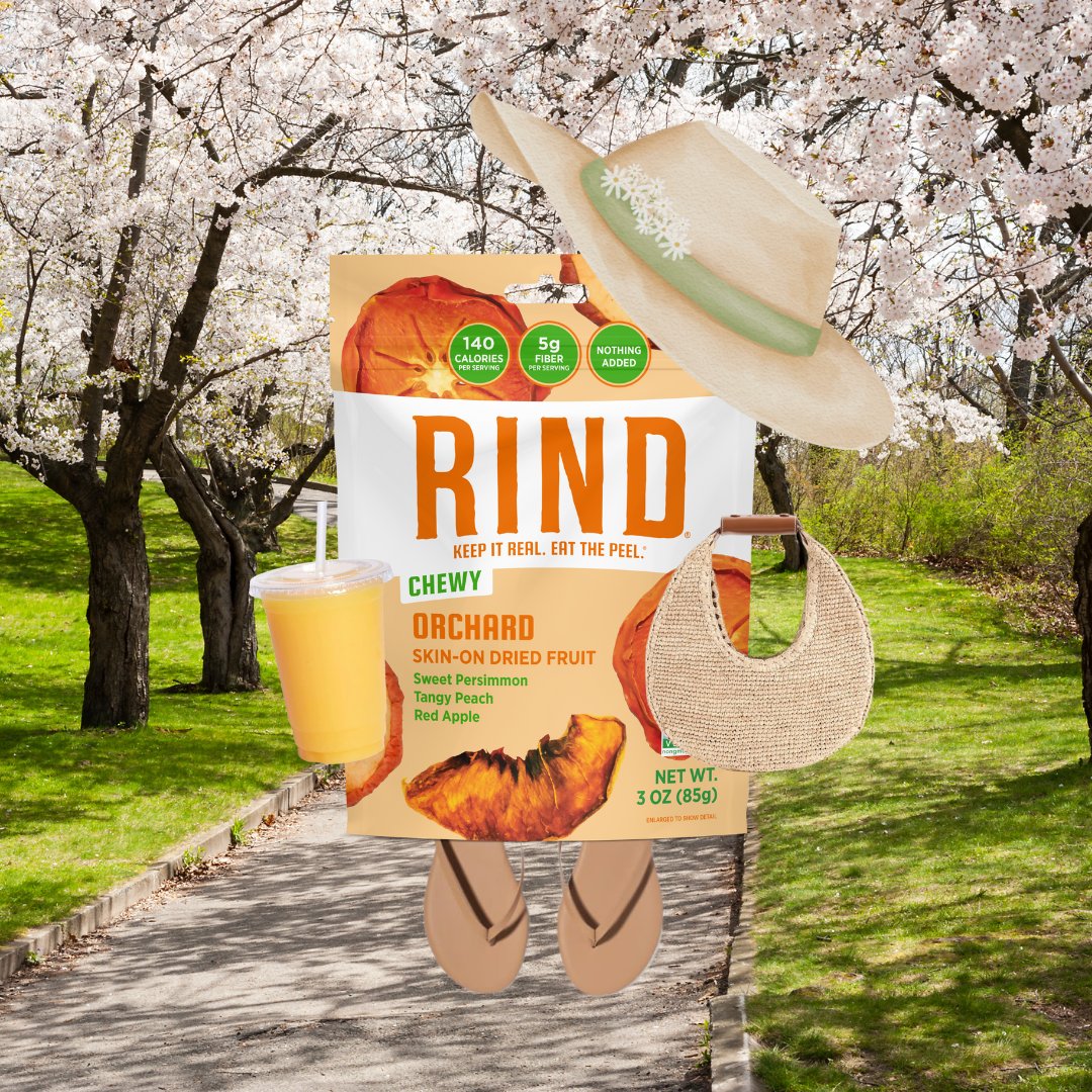 Spring has officially sprung, and we’re dressed for the occasion! ☀️🌸 From a breezy picnic look to a garden-core moment, our snacks are serving spring vibes ✨🍓