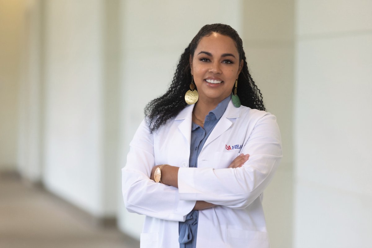 Ashley Williams Hogue, M.D., a trauma, acute care, and burn surgeon at USA Health, earned a well-deserved place among the 2025 honorees of This is Alabama’s “Women Who Shape the State” class. ow.ly/hZtv50VkYwh
